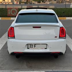 کرایسلەر 300